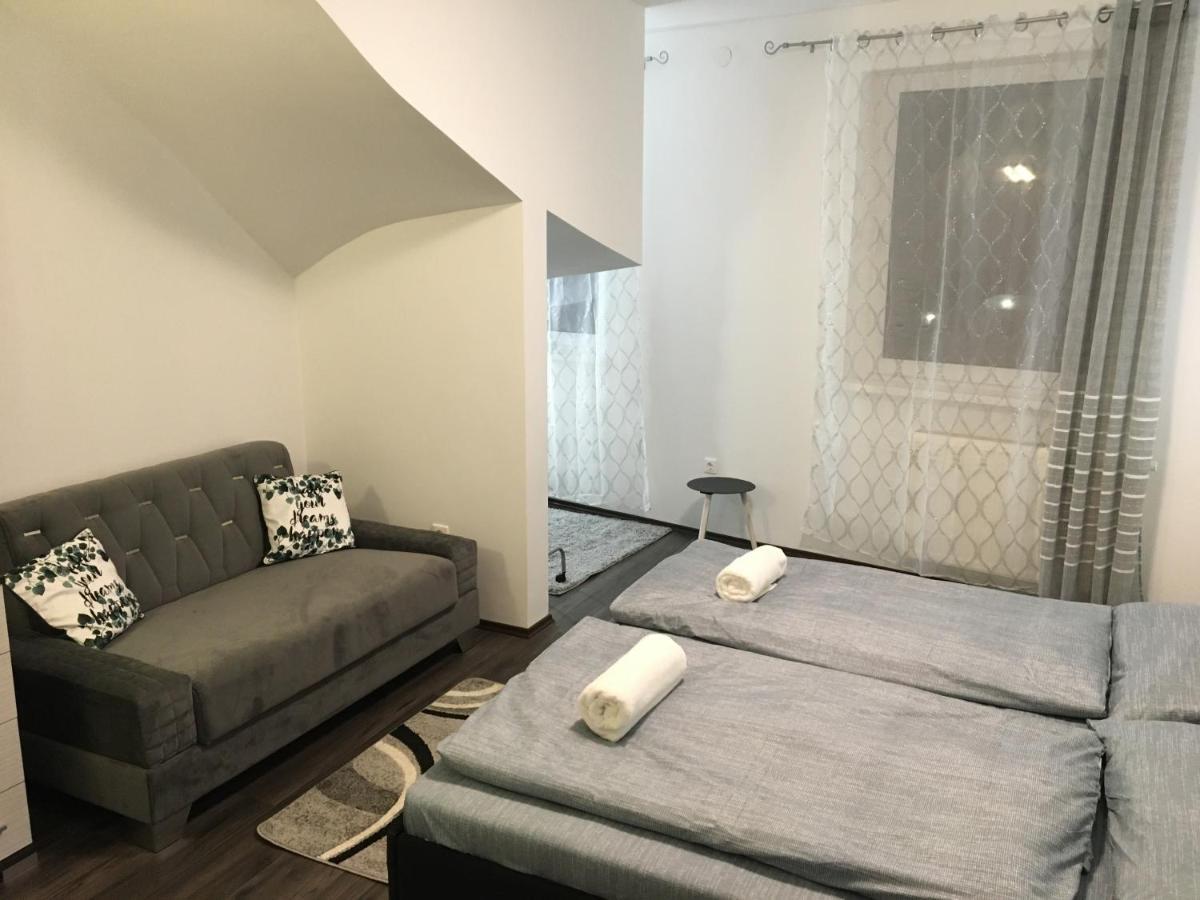 דברצן Queen Apartman מראה חיצוני תמונה