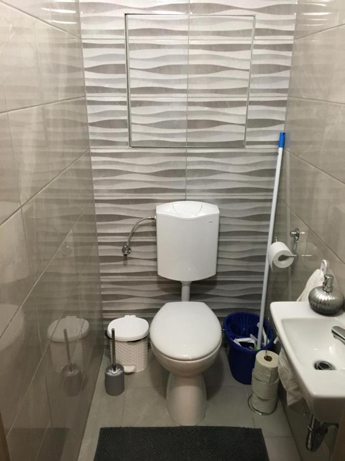 דברצן Queen Apartman מראה חיצוני תמונה