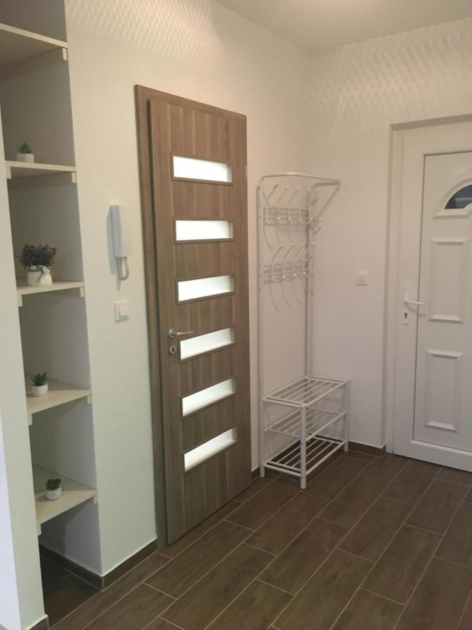 דברצן Queen Apartman מראה חיצוני תמונה